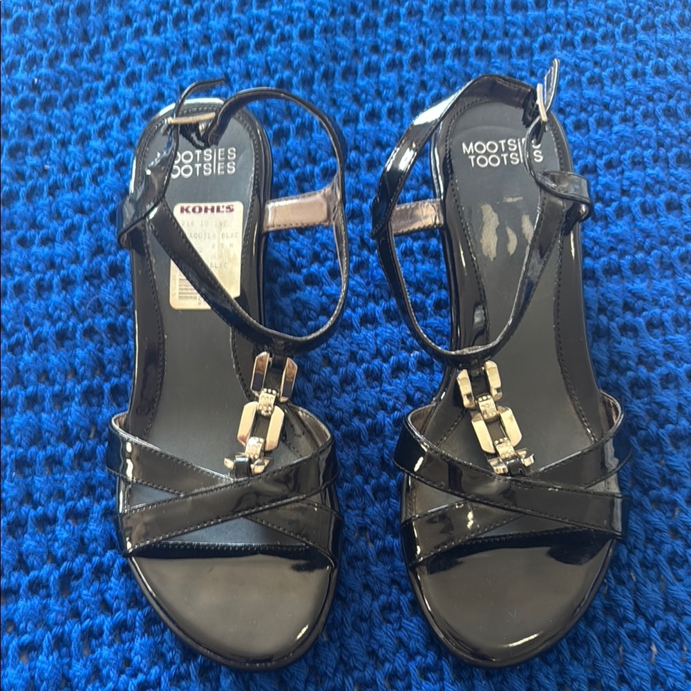 Mootsies Tootsies Black Strappy Sandals